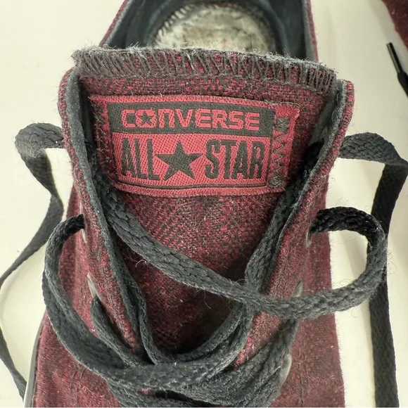 Converse Burgundy and Black Sneakers Unisex M 10/ W 12 - Picture 6 of 9